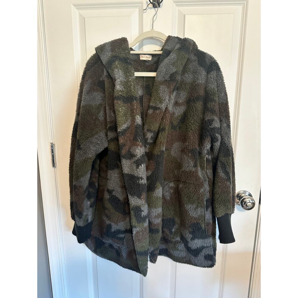 Hem & Thread Camouflage Hooded Sherpa Jacket One Size
